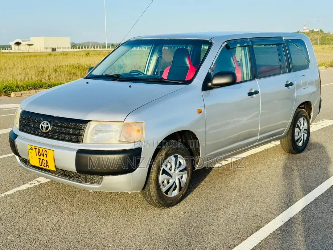 Toyota Probox 2004 Silver