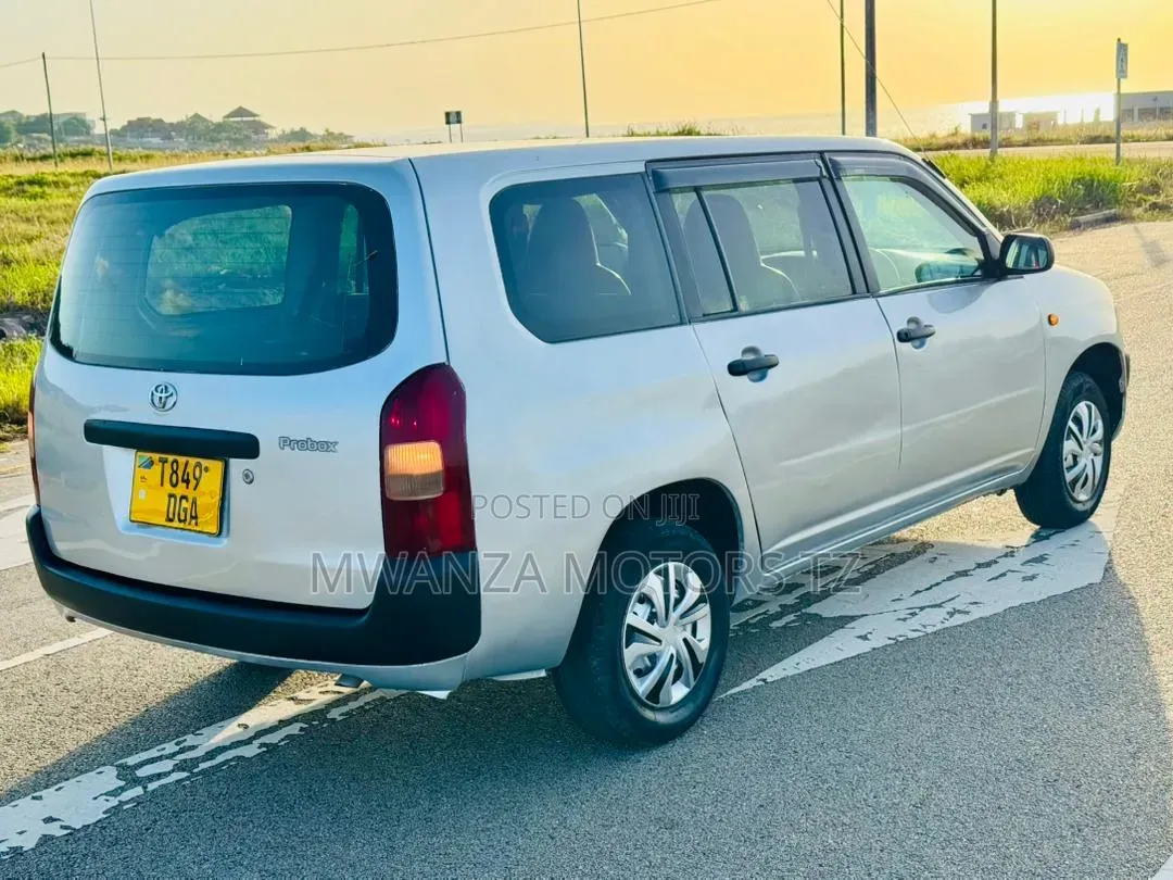 Toyota Probox 2004 Silver