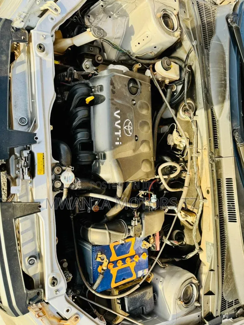 Toyota Probox 2004 Silver
