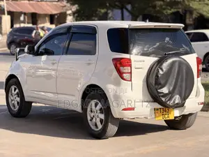 Toyota Rush 2008 White