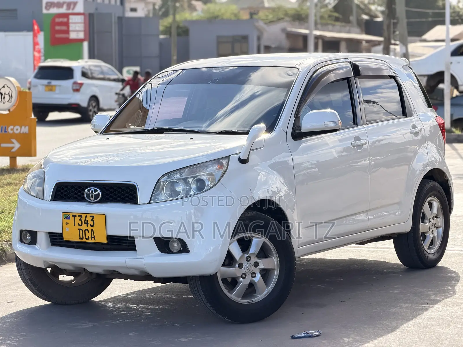 Toyota Rush 2008 White