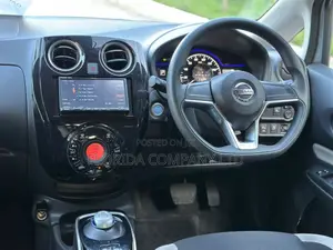 Nissan Note 2020 Silver