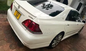 Toyota Crown 2006 White