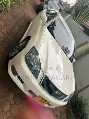 Toyota Crown 2006 White
