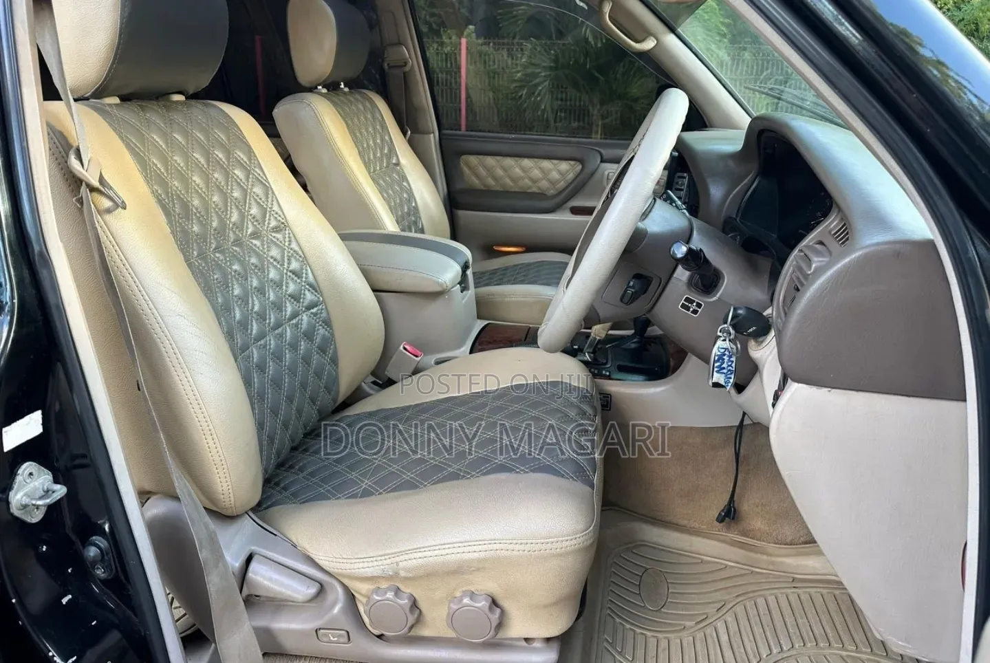 Toyota Land Cruiser HDJ 100 2001 Black