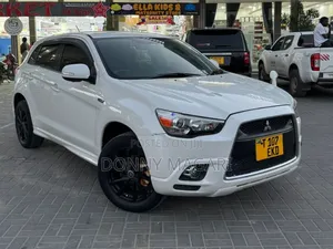 Mitsubishi RVR 2010 White
