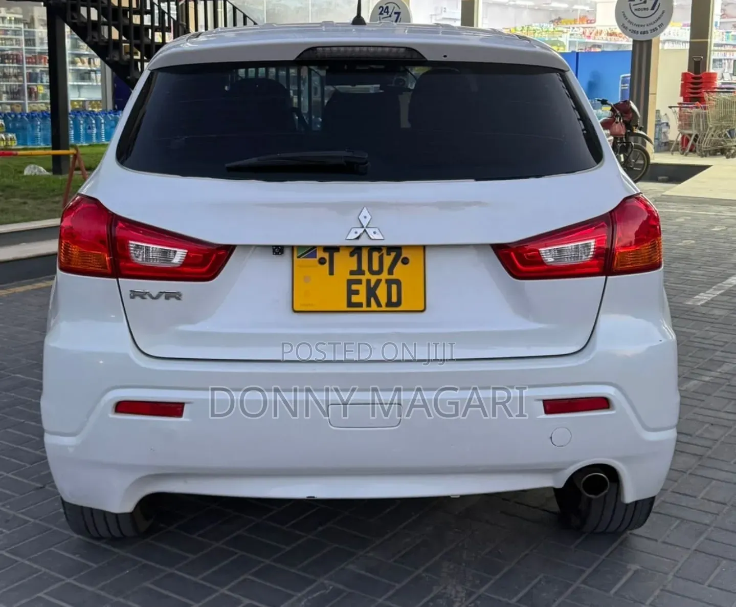 Mitsubishi RVR 2010 White