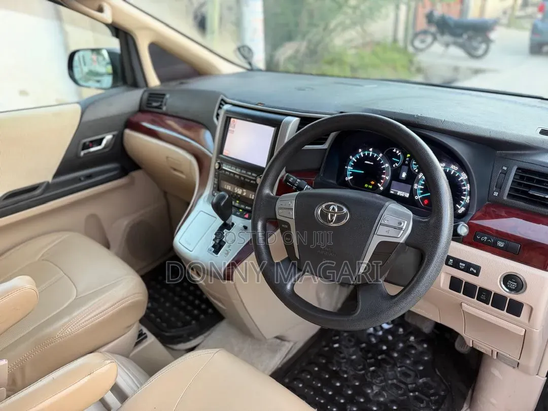 Toyota Alphard 2.4 Petrol AWD 2009 Black