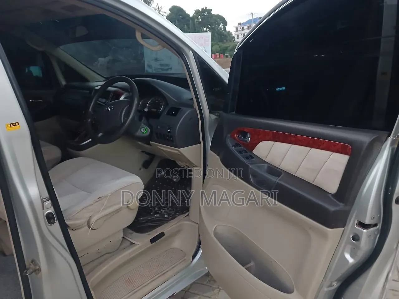 Toyota Alphard 2004 Silver
