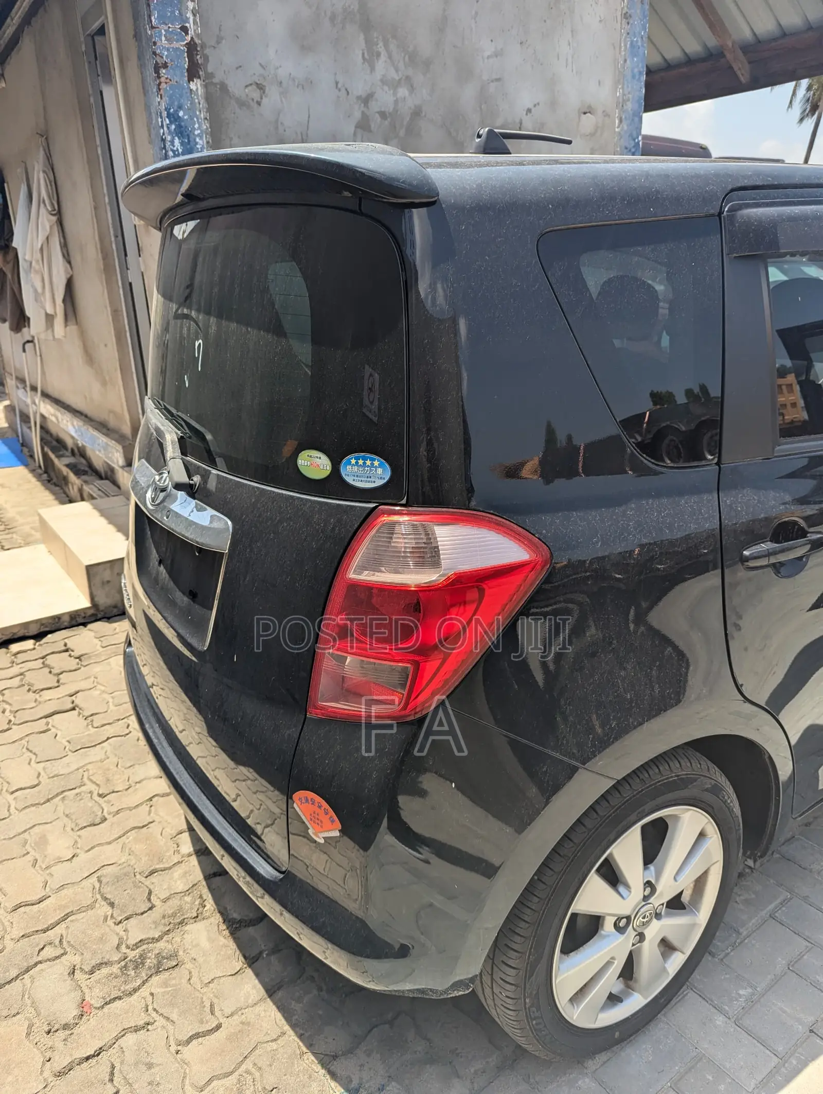 Toyota Ractis 1.5 FWD 2007 Black