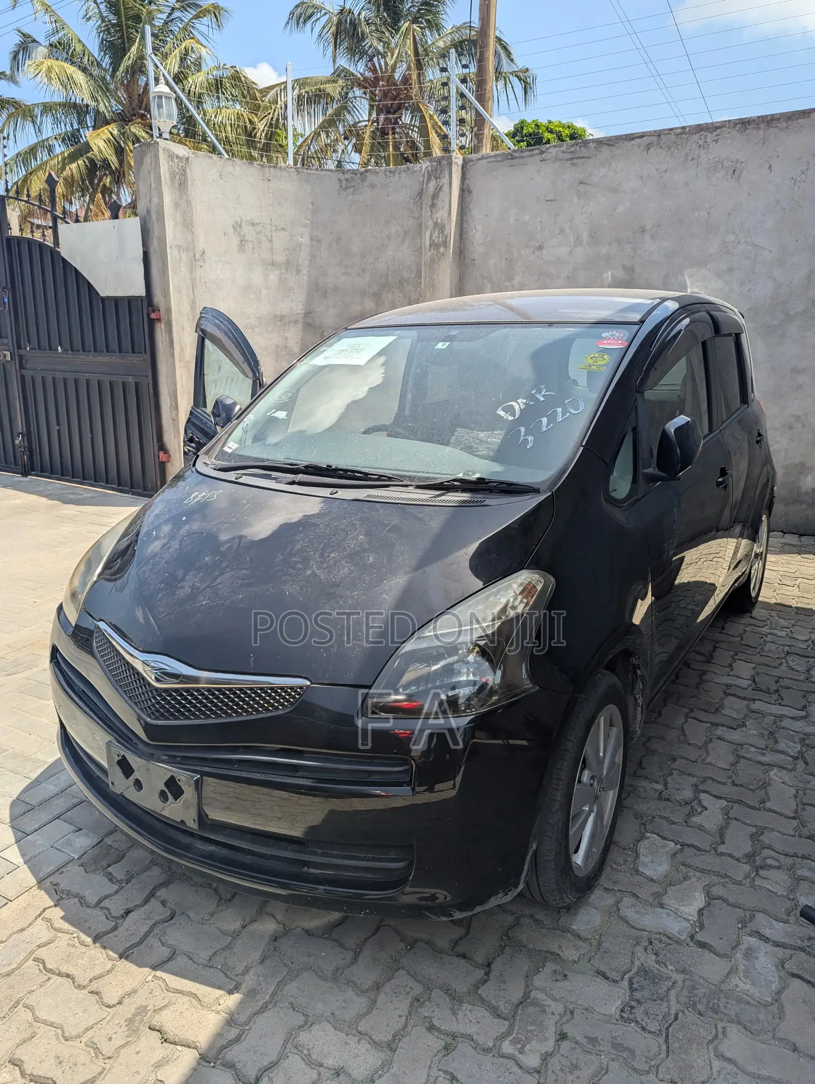 Toyota Ractis 1.5 FWD 2007 Black