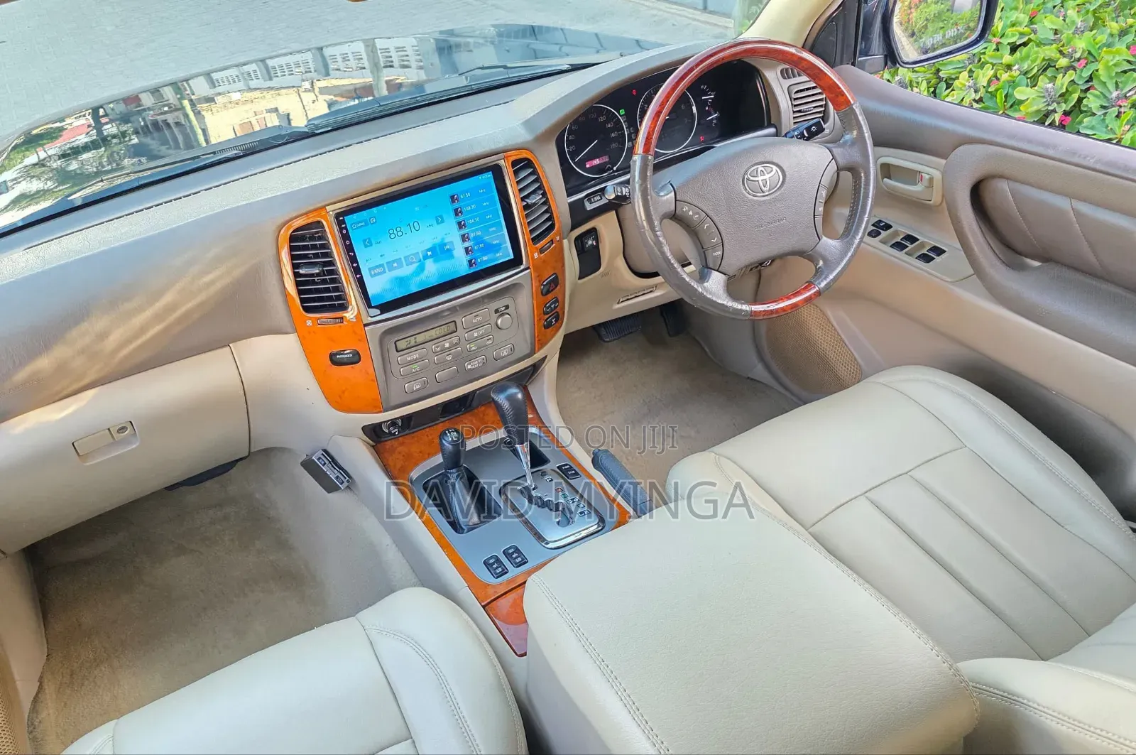 Toyota Land Cruiser 2005 Gray