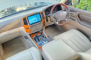 Toyota Land Cruiser 2005 Gray