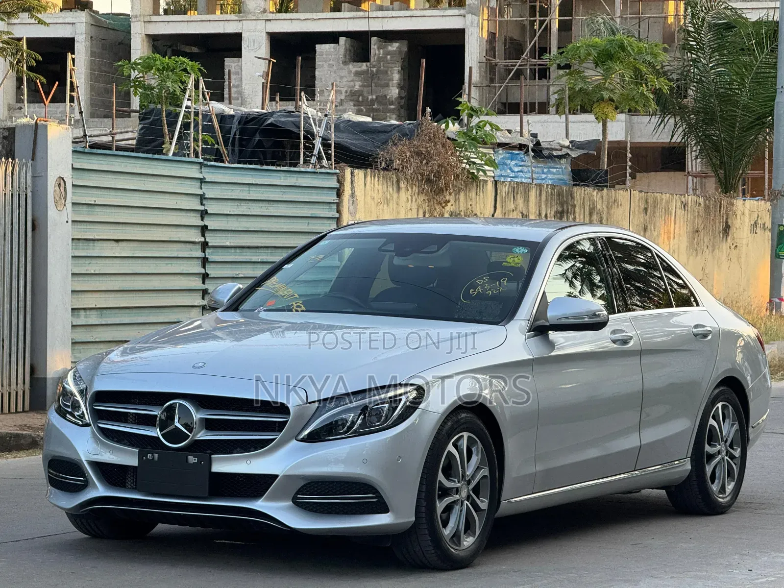 Mercedes-Benz C200 2015 Silver