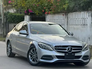 Mercedes-Benz C200 2015 Silver