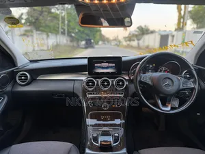 Mercedes-Benz C200 2015 Silver