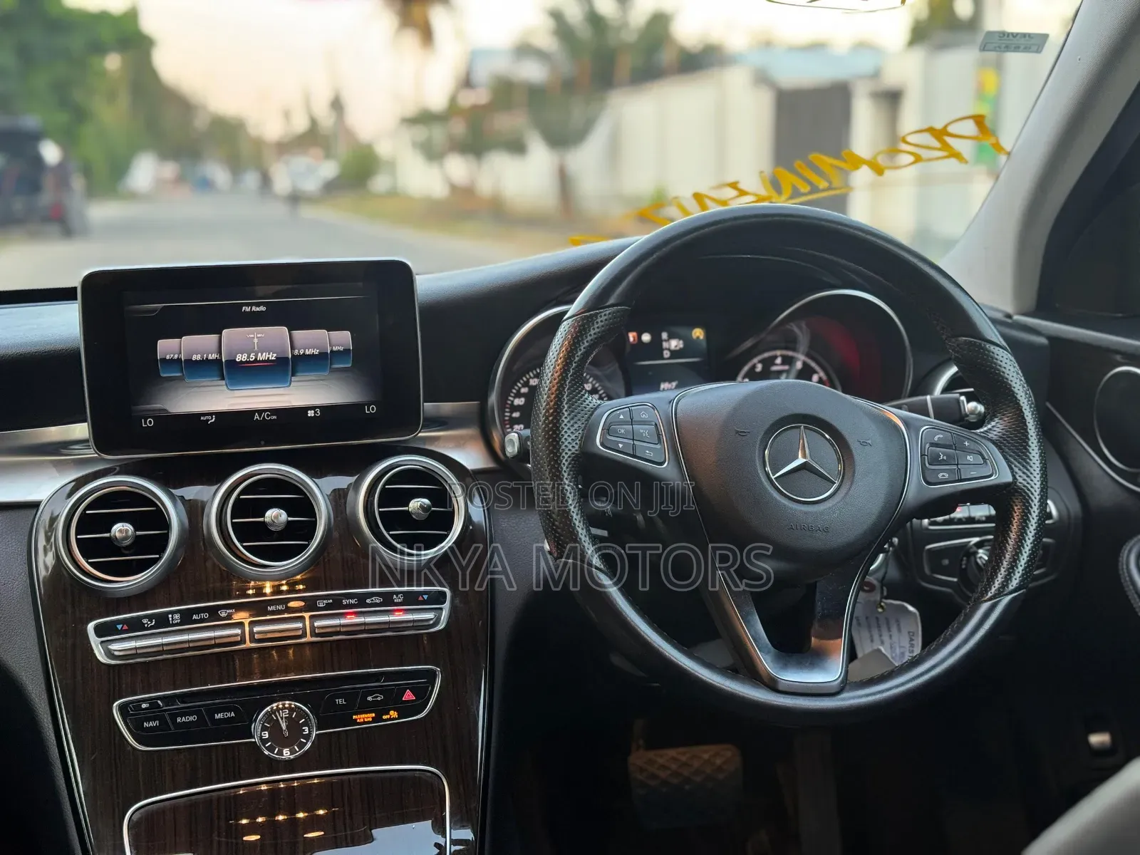 Mercedes-Benz C200 2015 Silver