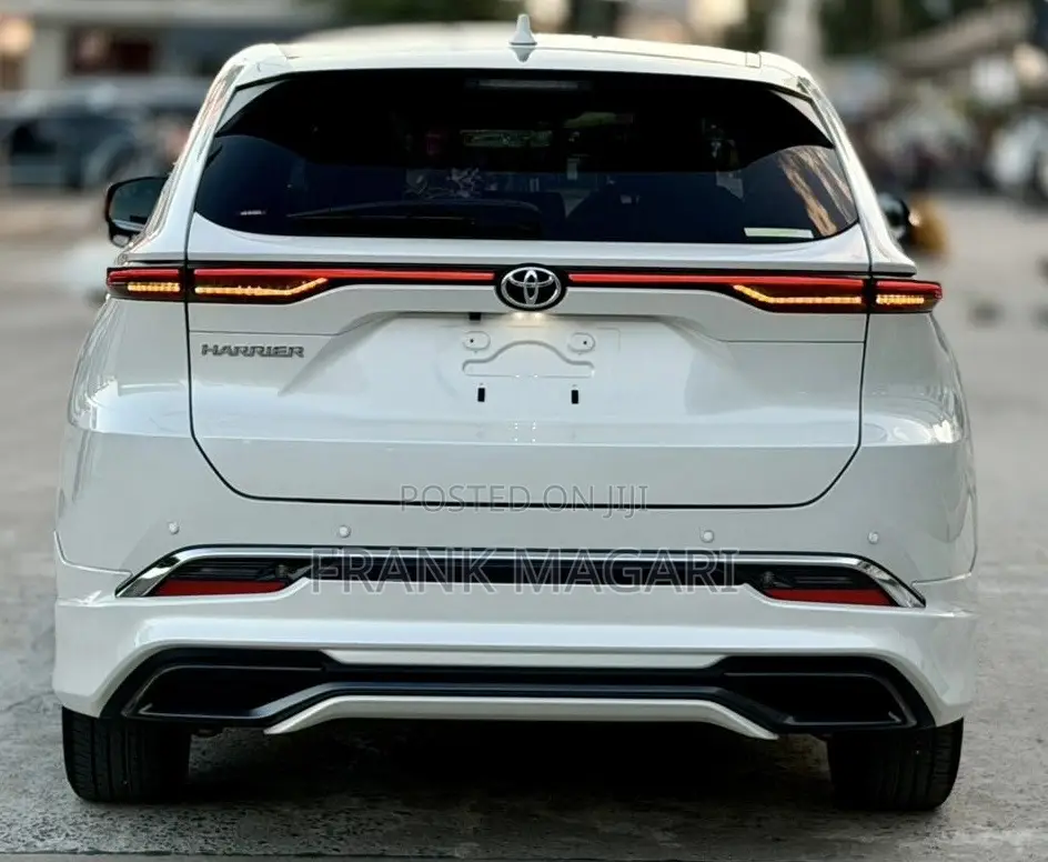 Toyota Harrier 2021 White