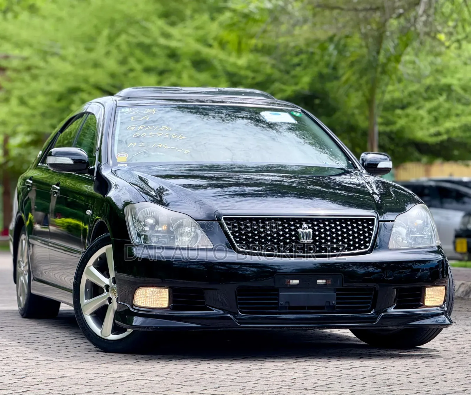 Toyota Crown 2006 Black