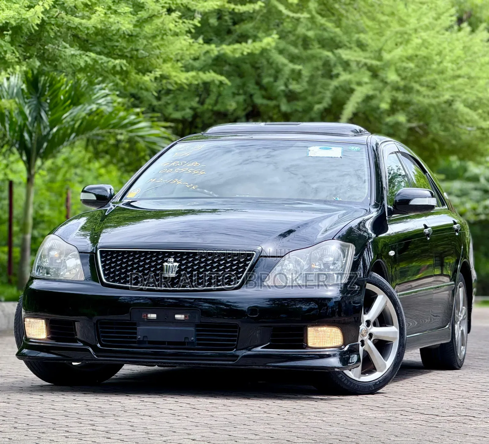 Toyota Crown 2006 Black