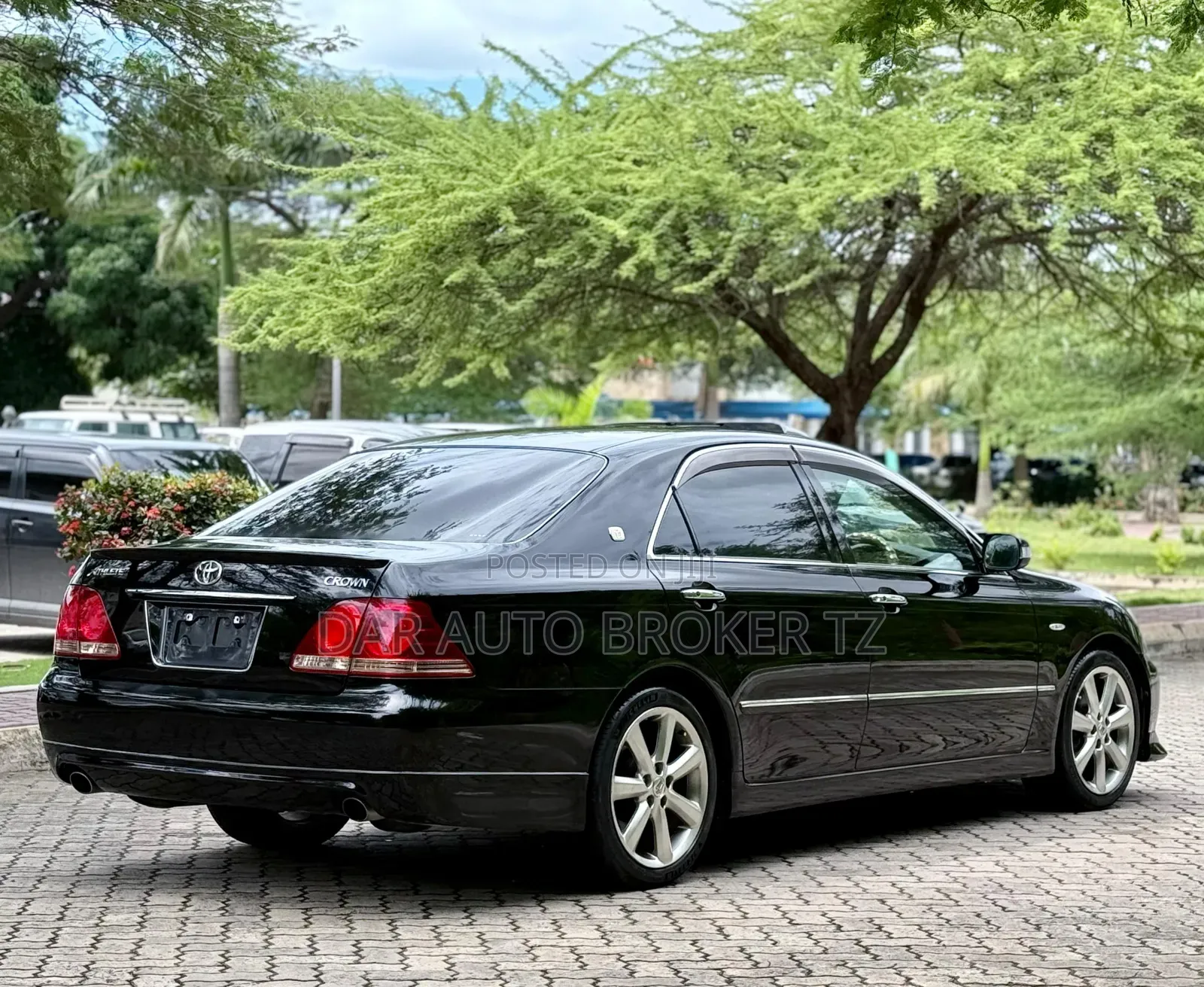 Toyota Crown 2006 Black