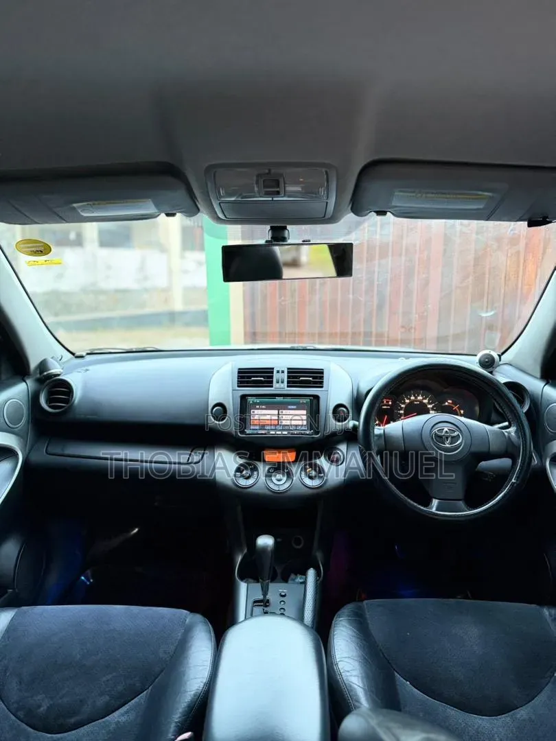 Toyota Vanguard 2009 Silver