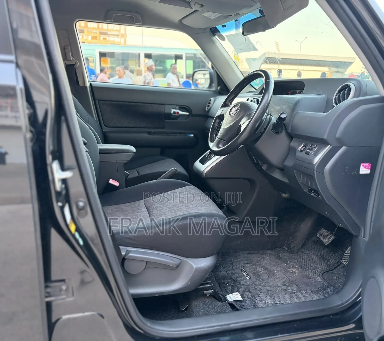 Toyota Corolla Rumion 2011 Black