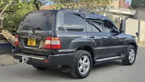 Toyota Land Cruiser 100 4.7 V8 Executive 2005 Gray
