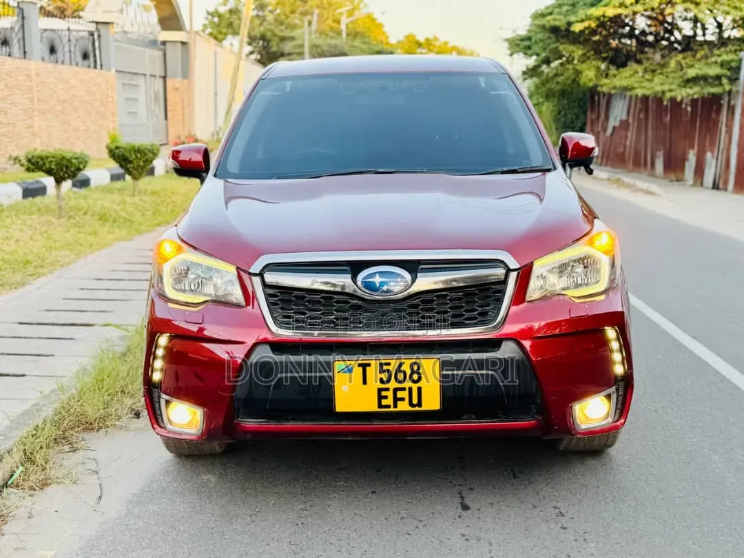 Subaru Forester 2013 Maroon