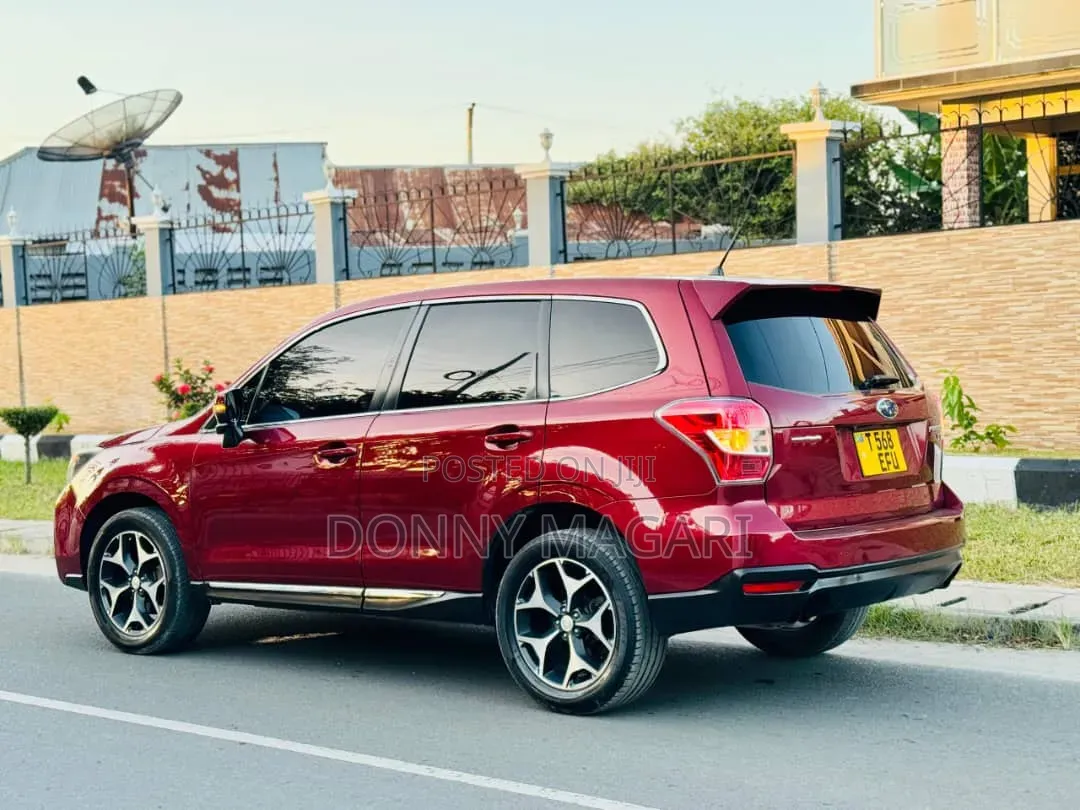 Subaru Forester 2013 Maroon