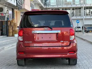 Toyota Corolla Rumion 2009 Maroon