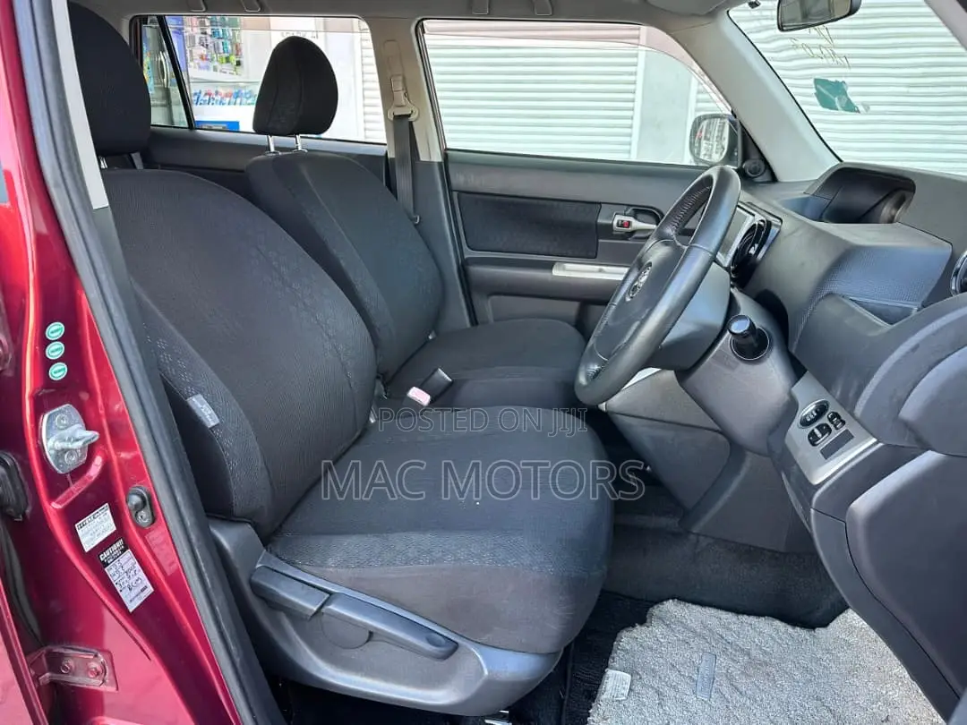 Toyota Corolla Rumion 2009 Maroon