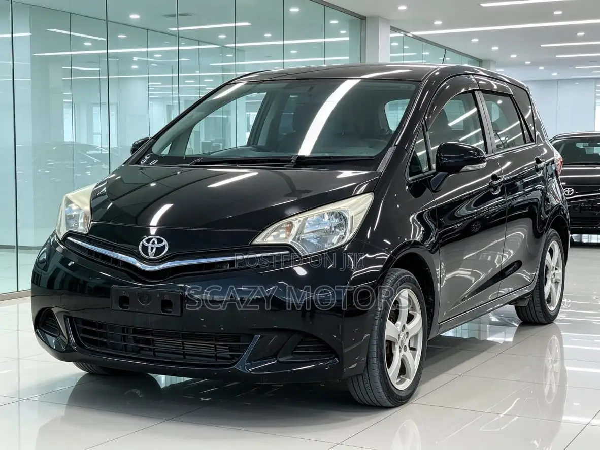 Toyota Ractis 2011 Black