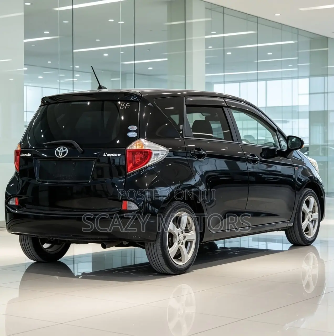 Toyota Ractis 2011 Black