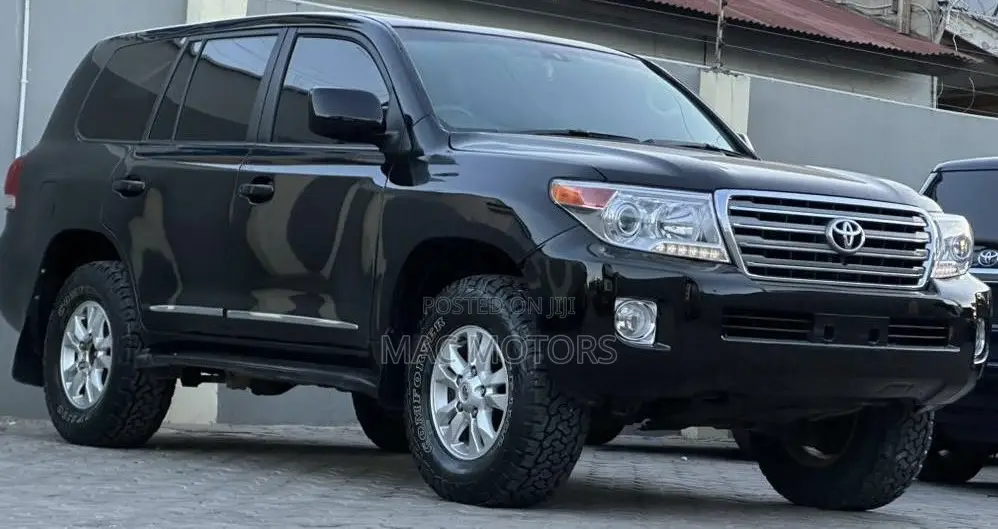 Toyota Land Cruiser 2013 Black