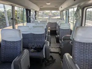 Nissan Civilian 2002