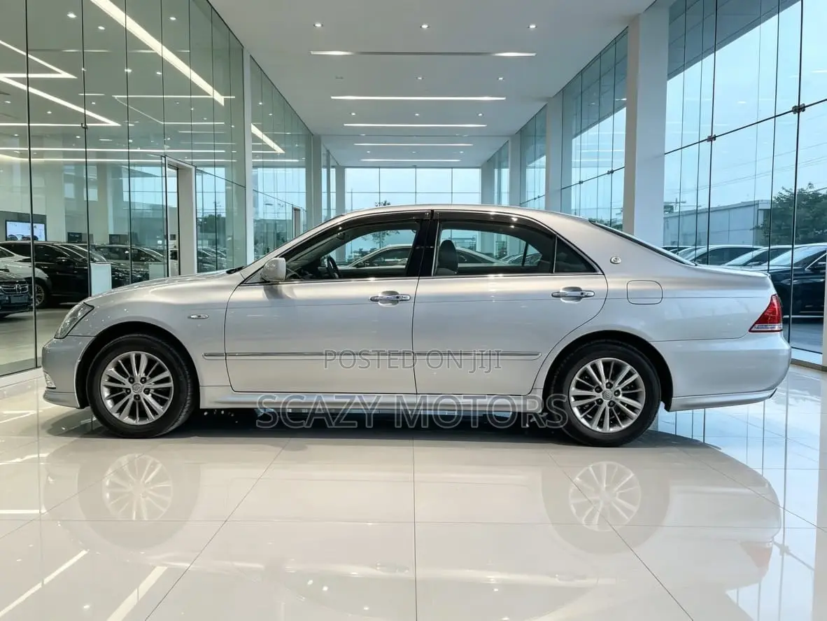 Toyota Crown Royale 2005 Silver