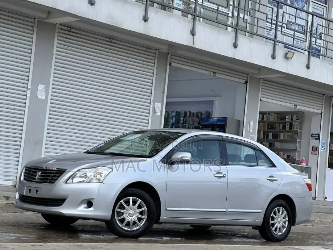 Toyota Premio 2010 Silver