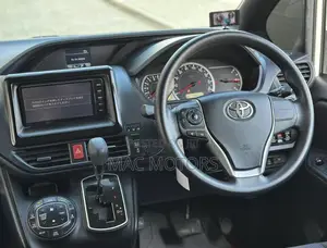 Toyota Noah 2016 White