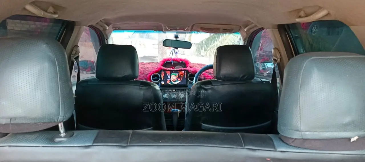 Toyota IST 2001 Beige