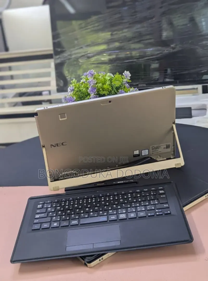 Laptop NEC N22G 8GB Intel Core i5 SSD 128GB