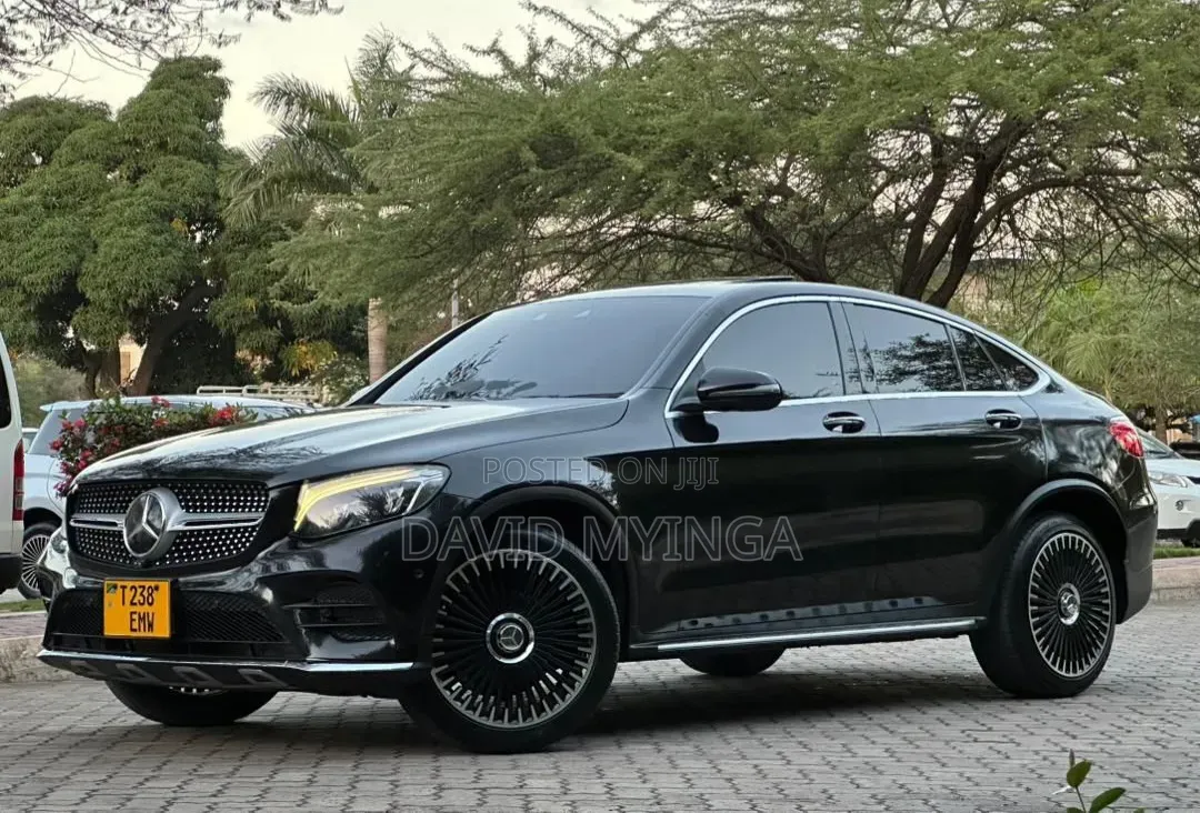 Mercedes-Benz GLC-Class 2017 Black