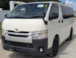 Toyota HiAce 2016 White
