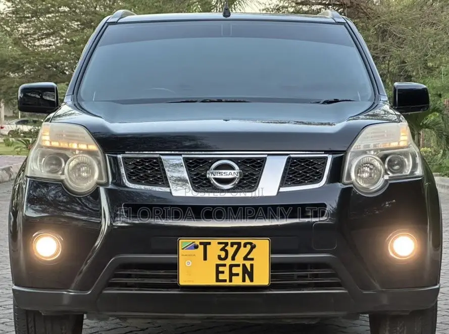 Nissan X-Trail 2011 Black