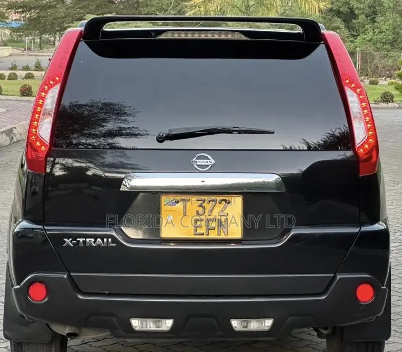 Nissan X-Trail 2011 Black
