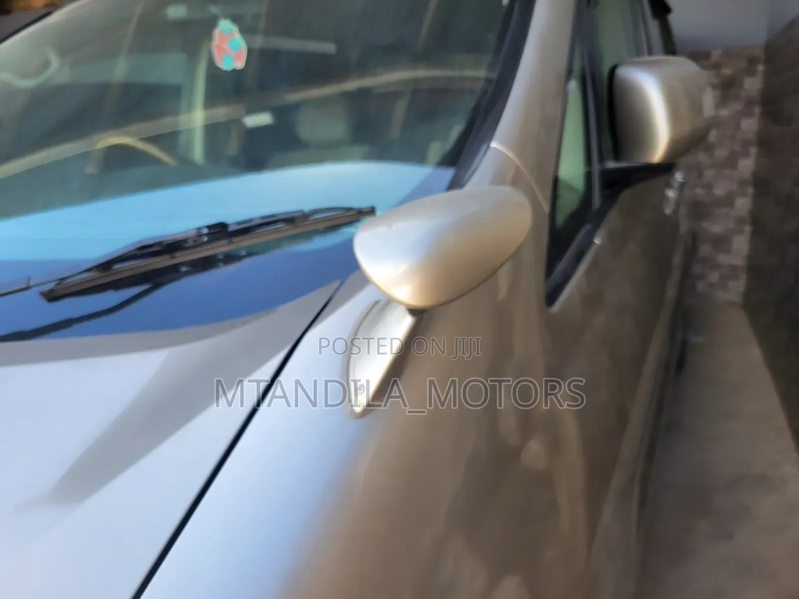 Toyota Alphard 2.4 Petrol AWD 2006 Gold