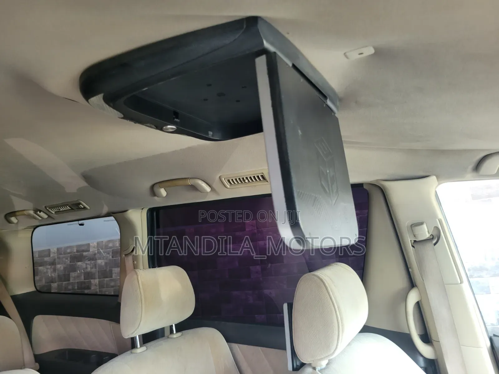 Toyota Alphard 2.4 Petrol AWD 2006 Gold