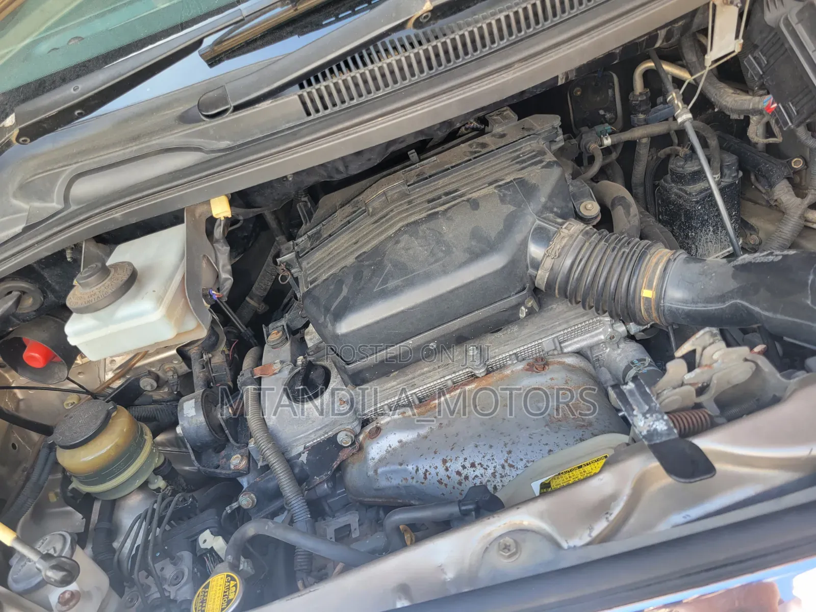 Toyota Alphard 2.4 Petrol AWD 2006 Gold