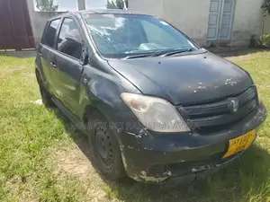 Toyota IST 2003 Black