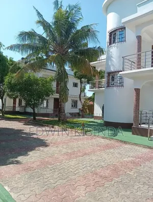 Furnished 4bdrm Villa in Mbezi Beach, Kinondoni for rent